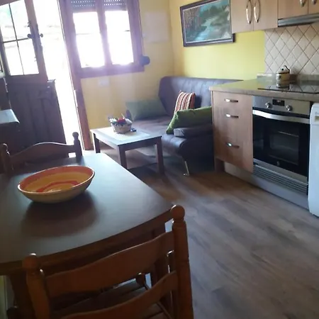 Apartamentos La Huerta De La Torre Onís Exterior foto